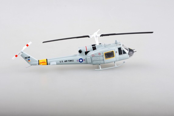 Easy Model 36917 Helicóptero UH-1F "Huey"  1:72